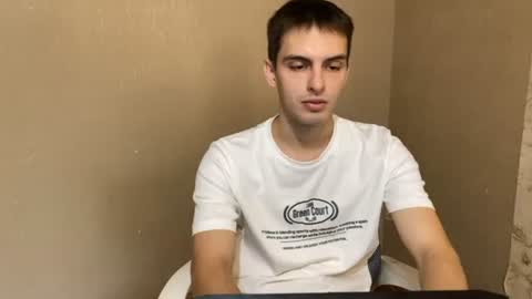 Snapshot of requiemshine chatting on 20, 7, 2026 requiemshine online show from 20, 7, 2026