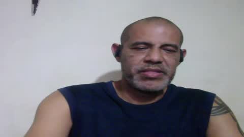 Snapshot of retlam37 chatting on 4, 6, 2026 Walter online show from 4, 6, 2026