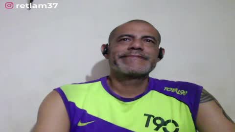 Snapshot of retlam37 chatting on 25, 6, 2026 Walter online show from 25, 6, 2026