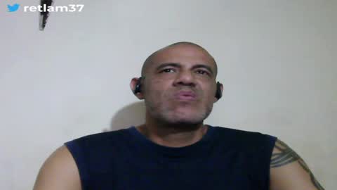 Snapshot of retlam37 chatting on 7, 7, 2026 Walter online show from 7, 7, 2026