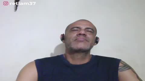 Snapshot of retlam37 chatting on 7, 7, 2026 Walter online show from 7, 7, 2026