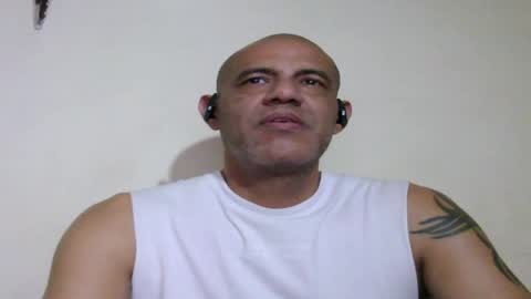 Snapshot of retlam37 chatting on 12, 7, 2026 Walter online show from 12, 7, 2026