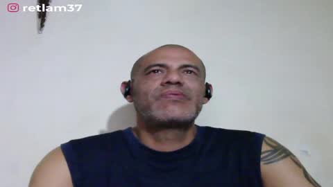 Snapshot of retlam37 chatting on 22, 7, 2026 Walter online show from 22, 7, 2026