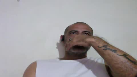 Snapshot of retlam37 chatting on 23, 7, 2026 Walter online show from 23, 7, 2026