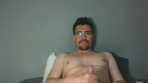Snapshot of rewing1908 chatting on 22, 6, 2026 rewing1908 online show from 22, 6, 2026