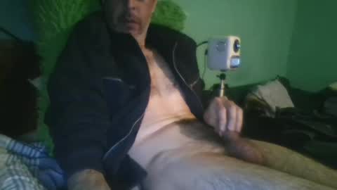 Snapshot of reyes_albert2006 chatting on 17, 2, 2025 reyes_albert2006 online show from 17, 2, 2025