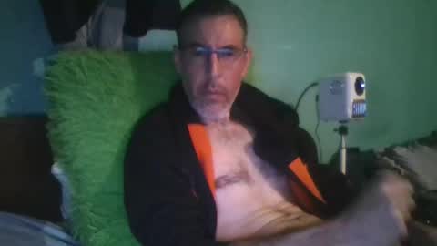 reyes_albert2006 online show from 23, 11, 2025