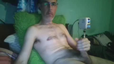 Snapshot of reyes_albert2006 chatting on 1, 5, 2026 reyes_albert2006 online show from 1, 5, 2026