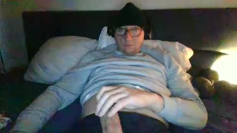 Snapshot of rezznova chatting on 18, 1, 2025 Joe online show from 18, 1, 2025