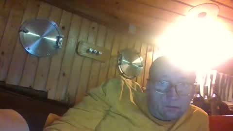 Snapshot of rezznova chatting on 27, 10, 2025 Joe online show from 27, 10, 2025