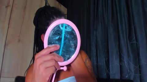 ROBERTA online show from 7, 4, 2026