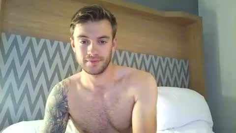 Snapshot of rguy114 chatting on 20, 10, 2025 Ryan online show from 20, 10, 2025