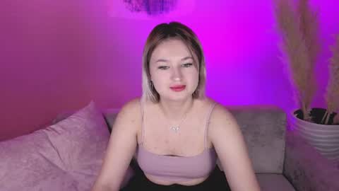 Snapshot of rheamoonn chatting on 24, 6, 2026 Grace online show from 24, 6, 2026