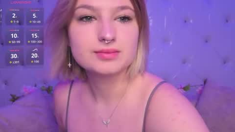 Snapshot of rheamoonn chatting on 3, 7, 2026 Grace online show from 3, 7, 2026