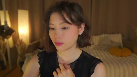 Snapshot of rhebageigel chatting on 2, 5, 2026 Nanami online show from 2, 5, 2026