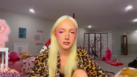 ria  online show from 12, 11, 2025