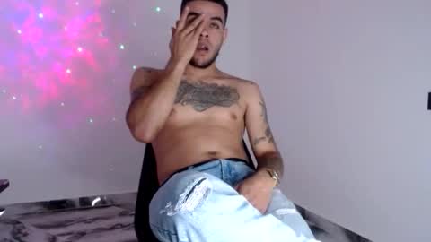 Snapshot of riancum chatting on 13, 5, 2026 juan online show from 13, 5, 2026