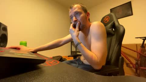 ricciardio online show from 12, 10, 2025