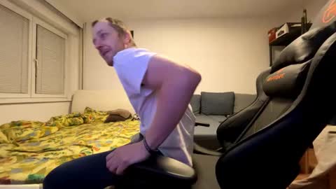 ricciardio online show from 4, 11, 2025