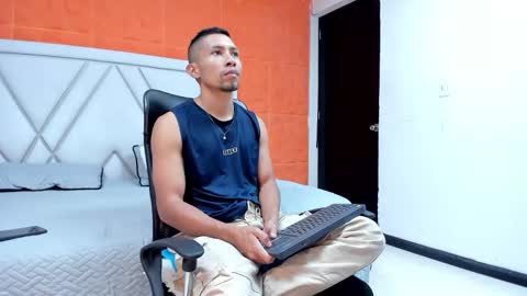 Snapshot of richar_voller chatting on 4, 3, 2026 richar_voller online show from 4, 3, 2026