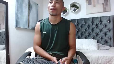 Snapshot of richar_voller chatting on 9, 3, 2026 richar_voller online show from 9, 3, 2026