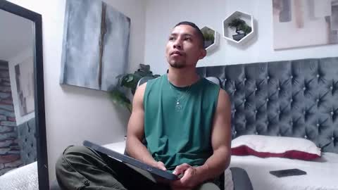 Snapshot of richar_voller chatting on 26, 3, 2026 richar_voller online show from 26, 3, 2026