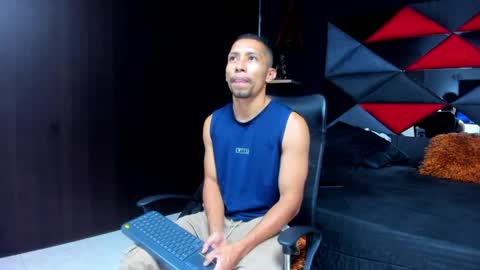 Snapshot of richar_voller chatting on 16, 4, 2026 richar_voller online show from 16, 4, 2026
