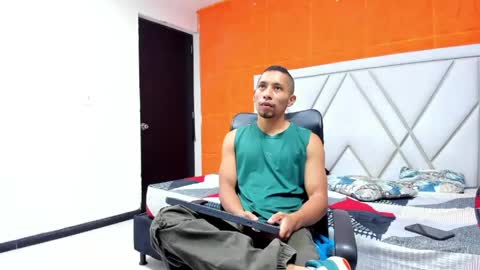 Snapshot of richar_voller chatting on 18, 5, 2026 richar_voller online show from 18, 5, 2026