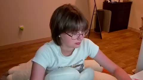 Luna online show from 30, 6, 2026