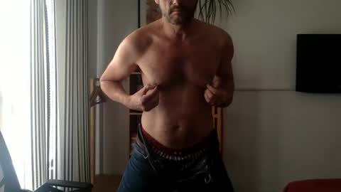 Snapshot of rickcamman chatting on 29, 1, 2025 Rick online show from 29, 1, 2025