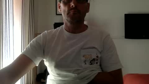 Snapshot of rickcamman chatting on 16, 10, 2025 Rick online show from 16, 10, 2025