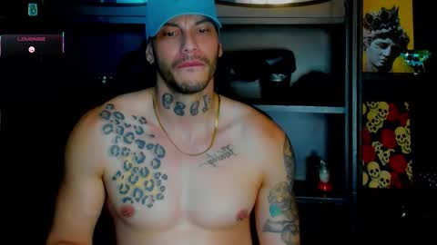Snapshot of rickg_oficial chatting on 1, 10, 2025 RICKG online show from 1, 10, 2025