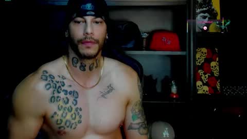Snapshot of rickg_oficial chatting on 22, 10, 2025 RICKG online show from 22, 10, 2025