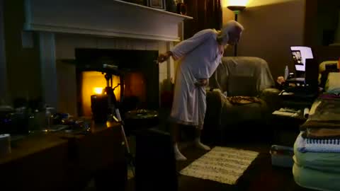 PINK HOLE TWINK online show from 24, 1, 2025