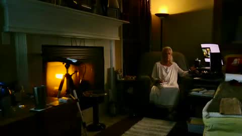 PINK HOLE TWINK online show from 8, 2, 2025