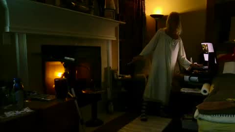 PINK HOLE TWINK online show from 3, 3, 2025