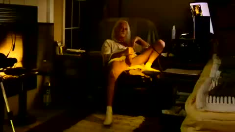 PINK HOLE TWINK online show from 18, 10, 2025