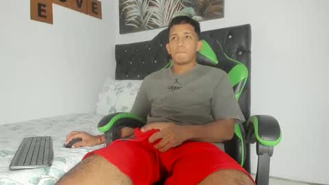 Snapshot of ricky_23cm_ chatting on 18, 3, 2026 RICKY online show from 18, 3, 2026