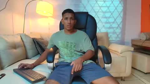 Snapshot of ricky_23cm_ chatting on 2, 4, 2026 RICKY online show from 2, 4, 2026