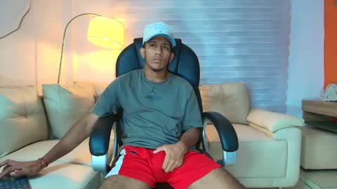 Snapshot of ricky_23cm_ chatting on 15, 4, 2026 RICKY online show from 15, 4, 2026