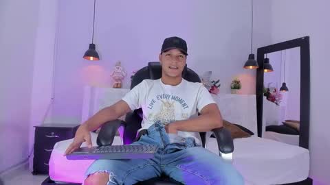 Ricky  online show from 27, 12, 2024