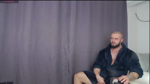 Snapshot of rickymiami1 chatting on 27, 10, 2025 rickymiami1 online show from 27, 10, 2025