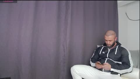 Snapshot of rickymiami1 chatting on 28, 10, 2025 rickymiami1 online show from 28, 10, 2025