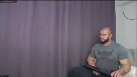 Snapshot of rickymiami1 chatting on 5, 11, 2025 rickymiami1 online show from 5, 11, 2025