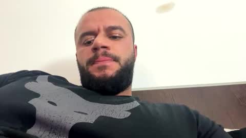 Snapshot of rickymiami1 chatting on 19, 11, 2025 rickymiami1 online show from 19, 11, 2025