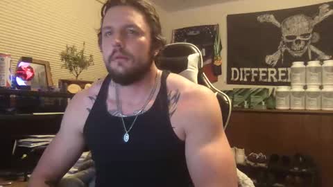 Snapshot of ride8529 chatting on 7, 1, 2026 ride8529 online show from 7, 1, 2026