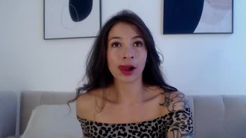 Riley online show from 5, 3, 2025