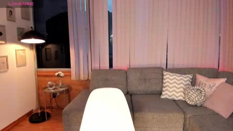 Riley leen online show from 8, 2, 2025