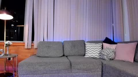 Riley leen online show from 4, 3, 2025