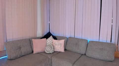 Riley leen online show from 12, 3, 2025